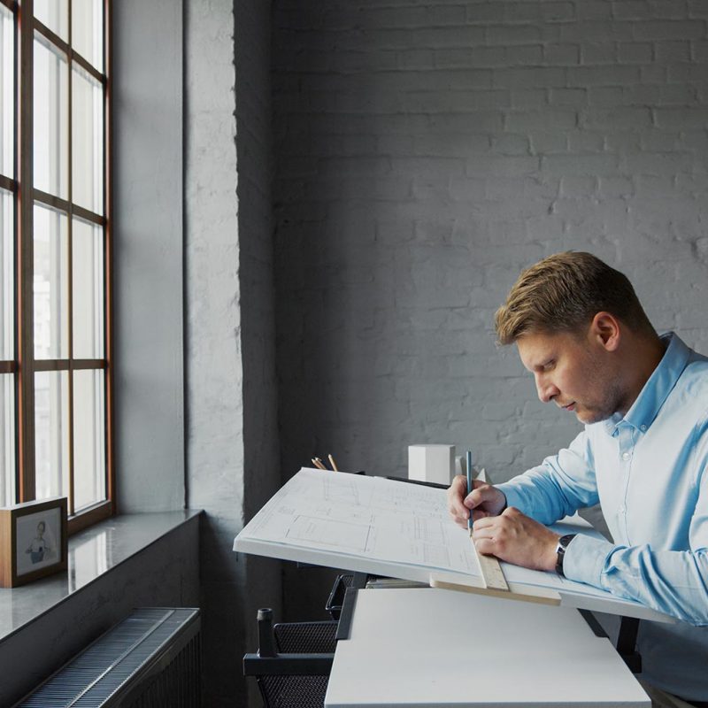 young-architect-in-the-office-G7JTQRQ.jpg